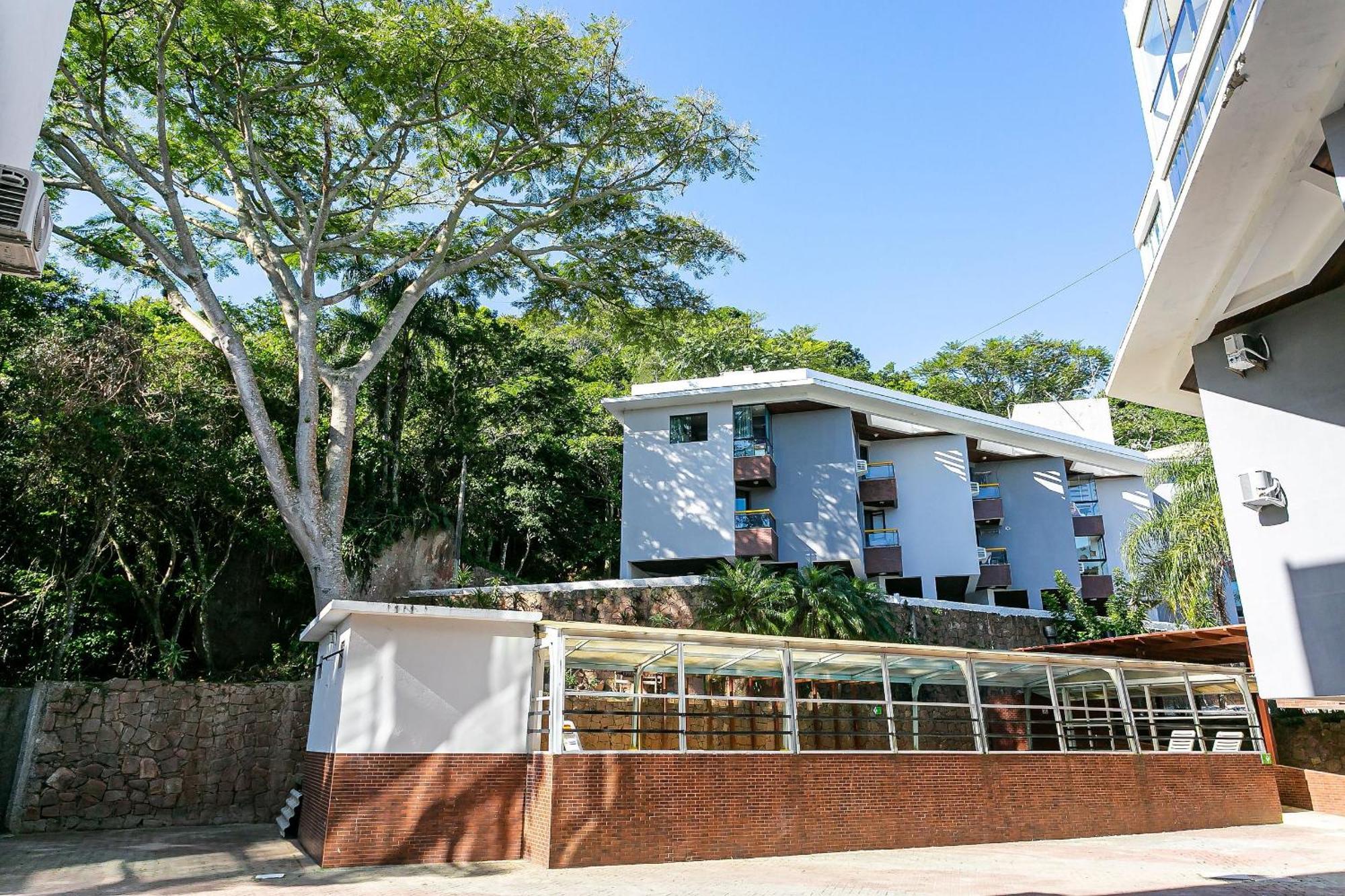 Apto Com Varanda Vista Mar Gvm133 *